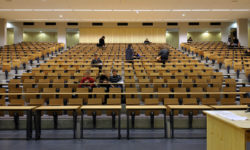 <strong> Avant le 10/06 – 06/07 – 26/08 </strong> – Concours des contrats doctoraux